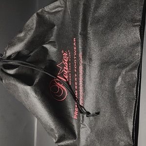 Pleasers bag